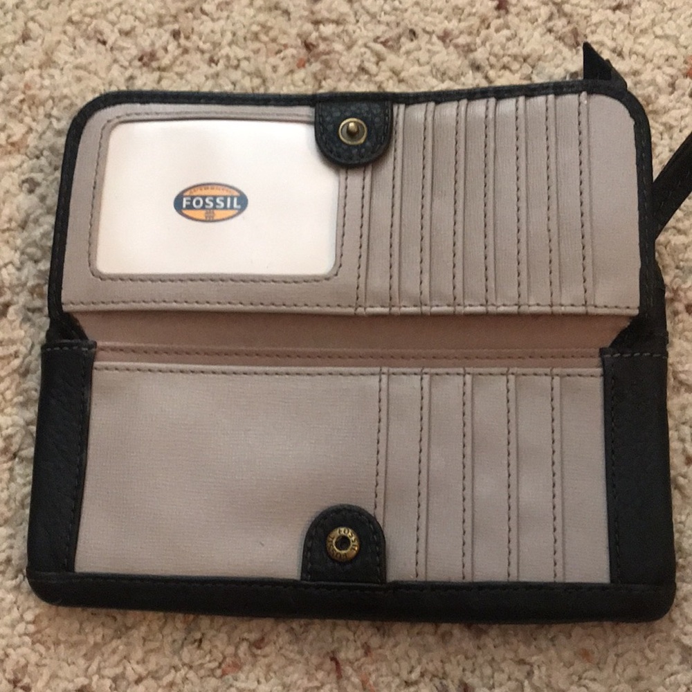 Fossil leather purse and matching wallet - Picture 2 of 4